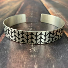 CLASSIC WRIST CUFF