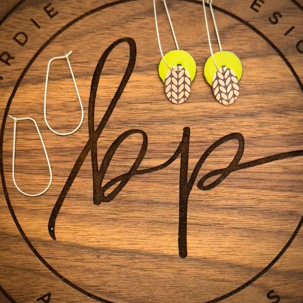 DROP DISC ENAMEL EARRINGS