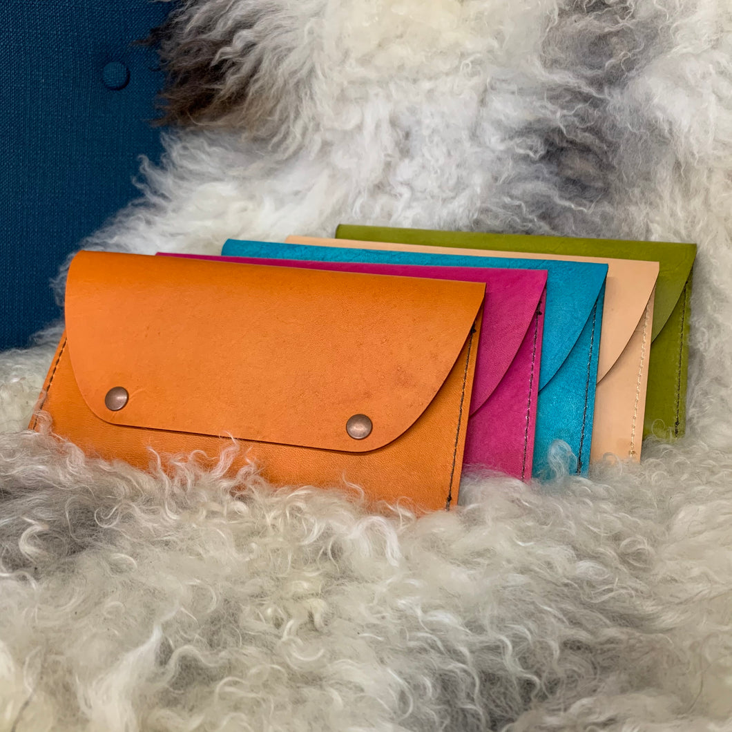 ENVELOPE CLUTCH